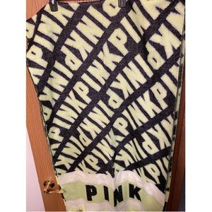 Women’s PINK Scarf